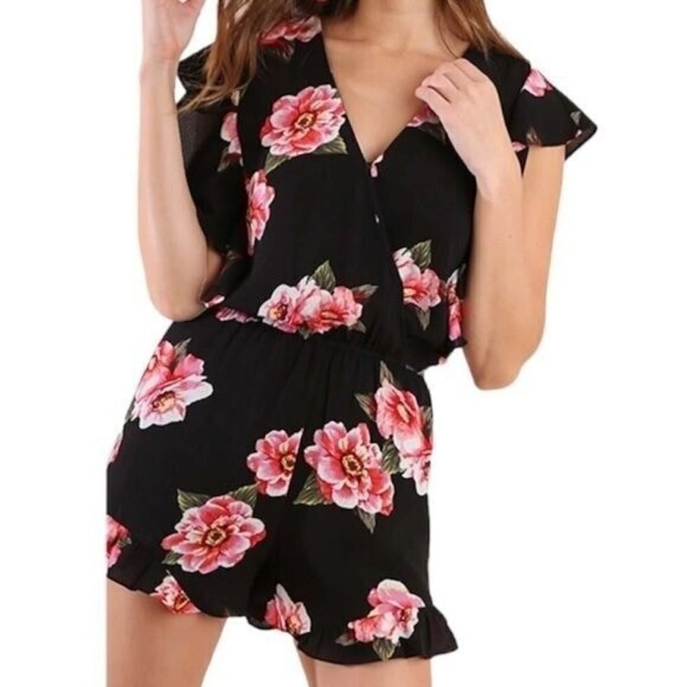 Umgee Black Floral Surplice Ruffle Short Sleeve Casual Shorts Romper Size Medium